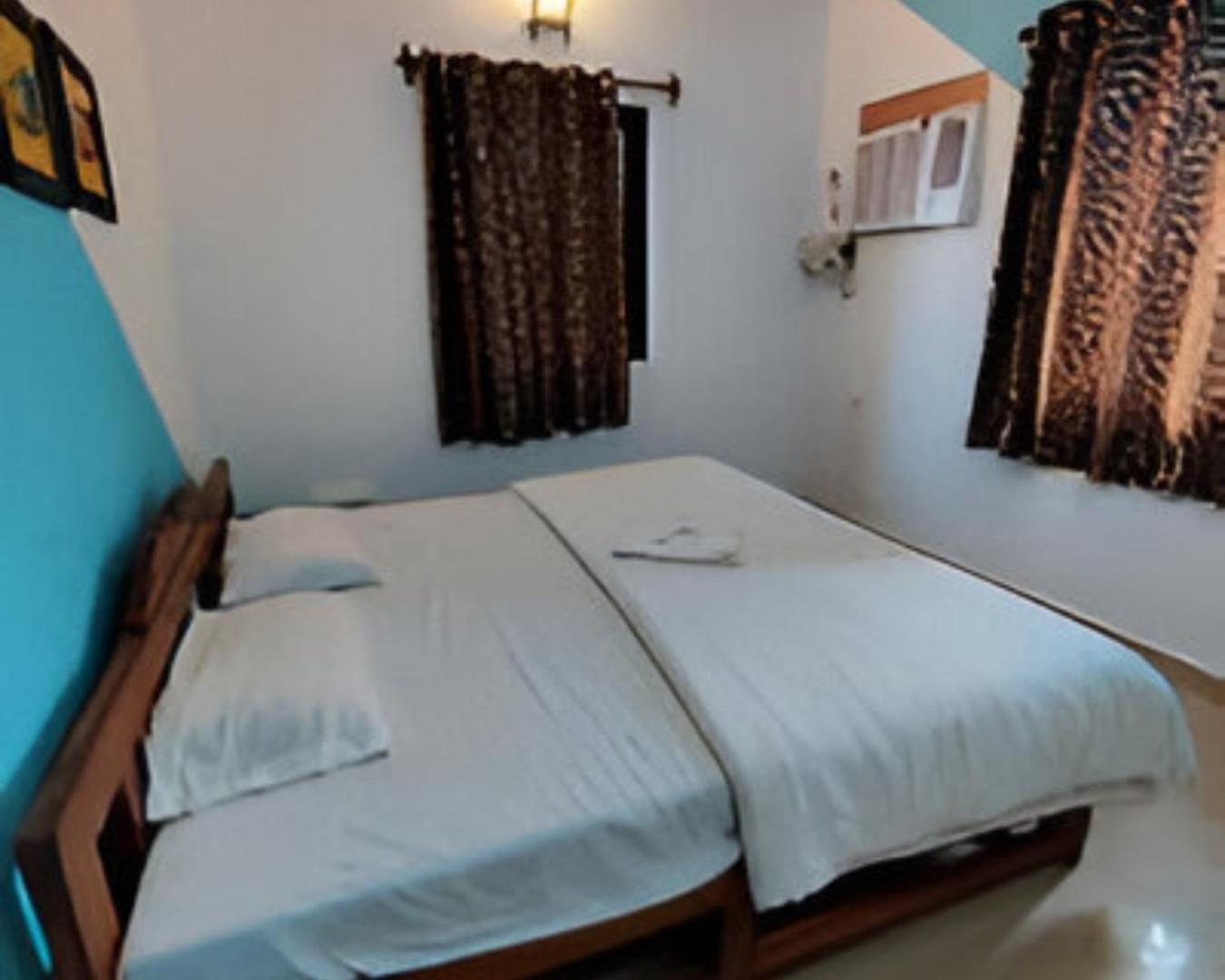 Ronne'S 2Bhk Lagoon Apartment -Calangute Exterior foto