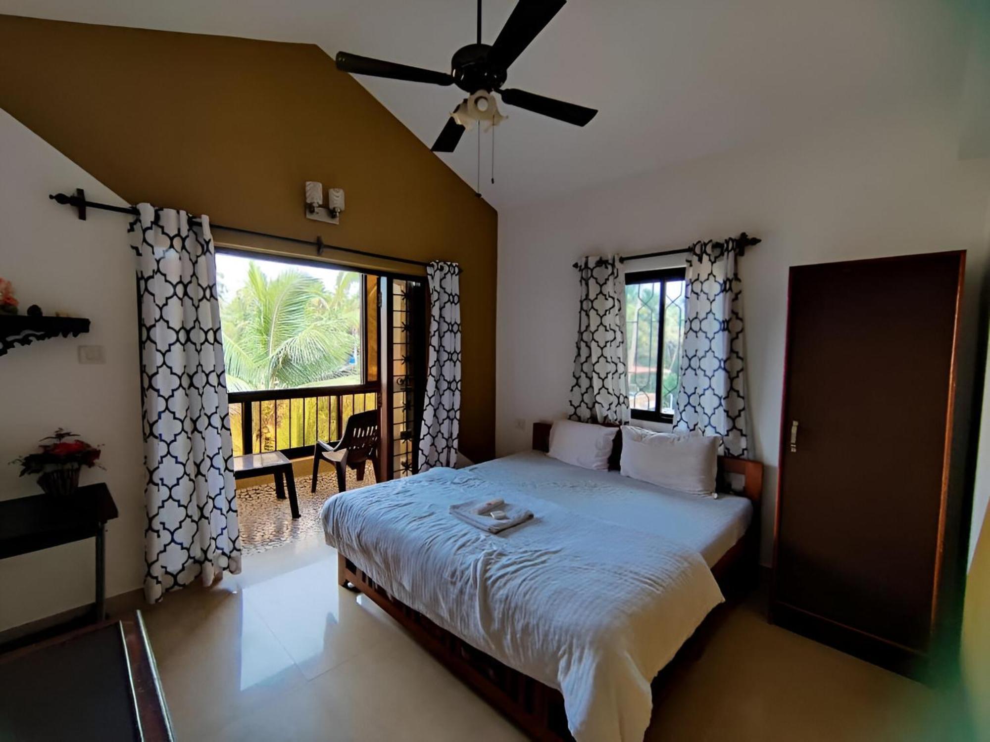 Ronne'S 2Bhk Lagoon Apartment -Calangute Exterior foto